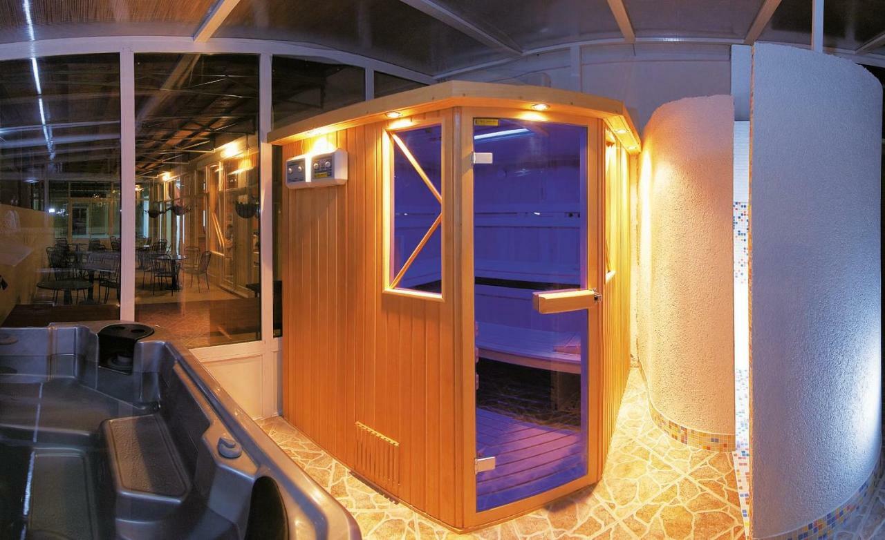 วิลลา อาเดรียติกา โฮเต็ล - สำหรับผู้ใหญ่เท่านั้น Hotel ซูเปตาร์ ภายนอก รูปภาพ